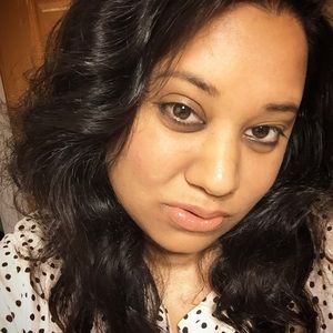 Meet your Posher, Indrawattie